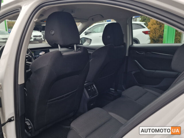 Белый Шкода Октавия, объемом двигателя 1.4 л и пробегом 160 тыс. км за 19000 $, фото 24 на Automoto.ua