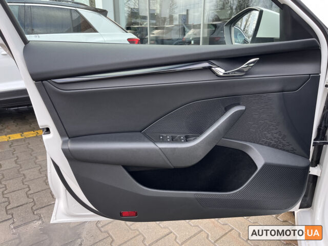 Білий Шкода Октавія, об'ємом двигуна 1.4 л та пробігом 124 тис. км за 19872 $, фото 31 на Automoto.ua