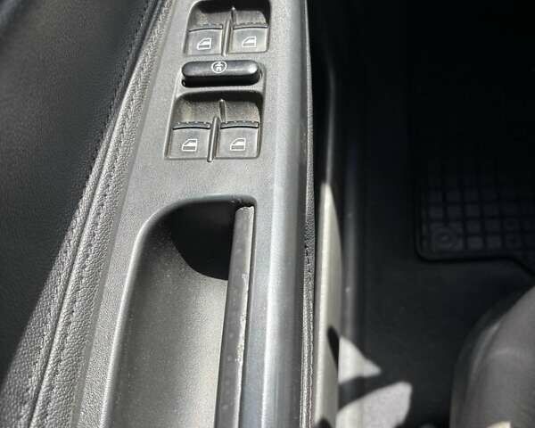 Белый Шкода Октавия, объемом двигателя 1.9 л и пробегом 560 тыс. км за 3800 $, фото 11 на Automoto.ua