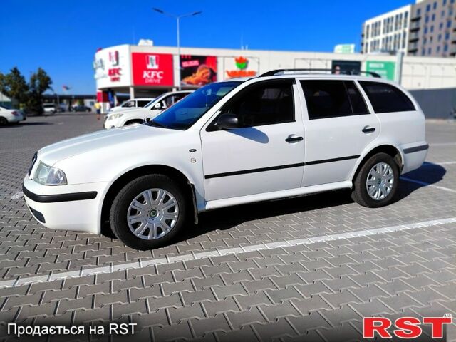 Білий Шкода Октавія, об'ємом двигуна 1.6 л та пробігом 264 тис. км за 3900 $, фото 1 на Automoto.ua