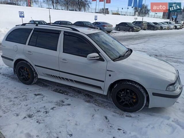 Белый Шкода Октавия, объемом двигателя 1.6 л и пробегом 268 тыс. км за 4800 $, фото 28 на Automoto.ua