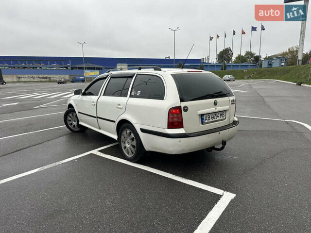 Білий Шкода Октавія, об'ємом двигуна 1.98 л та пробігом 254 тис. км за 4800 $, фото 4 на Automoto.ua