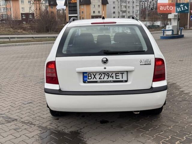 Белый Шкода Октавия, объемом двигателя 1.6 л и пробегом 269 тыс. км за 4500 $, фото 11 на Automoto.ua