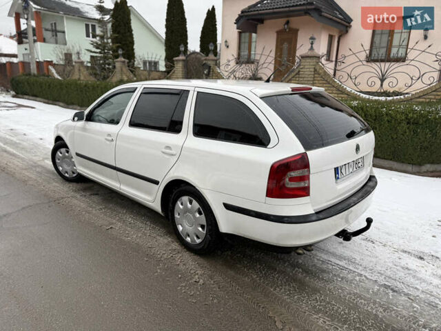 Білий Шкода Октавія, об'ємом двигуна 1.9 л та пробігом 300 тис. км за 2950 $, фото 4 на Automoto.ua