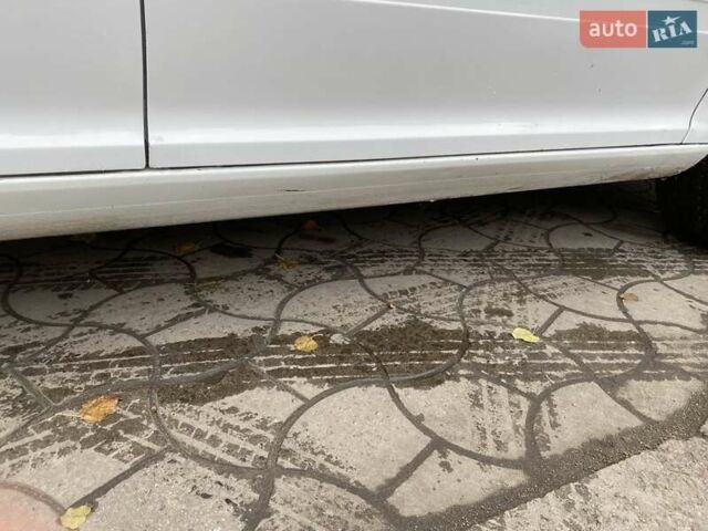 Белый Шкода Октавия, объемом двигателя 1.6 л и пробегом 261 тыс. км за 5950 $, фото 16 на Automoto.ua
