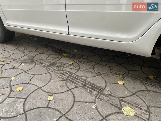 Белый Шкода Октавия, объемом двигателя 1.6 л и пробегом 261 тыс. км за 5950 $, фото 17 на Automoto.ua