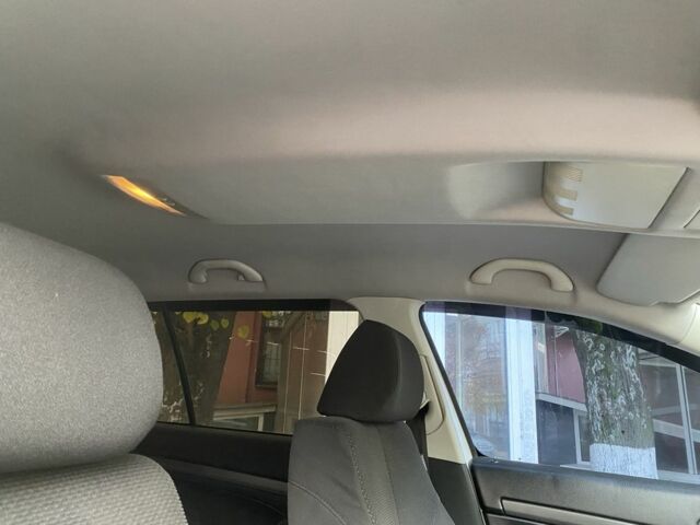 Белый Шкода Октавия, объемом двигателя 1.6 л и пробегом 231 тыс. км за 5950 $, фото 20 на Automoto.ua