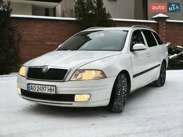 Белый Шкода Октавия, объемом двигателя 1.9 л и пробегом 327 тыс. км за 5300 $, фото 9 на Automoto.ua