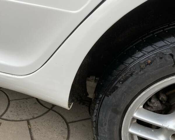 Белый Шкода Октавия, объемом двигателя 1.6 л и пробегом 261 тыс. км за 5950 $, фото 10 на Automoto.ua