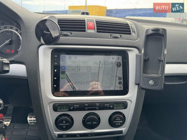 Шкода Октавія 2007 у Києві на Automoto.ua Білий Шкода Октавія, об'ємом двигуна 2 л та пробігом 305 тис. км за 7190 $, фото 21 на Automoto.ua