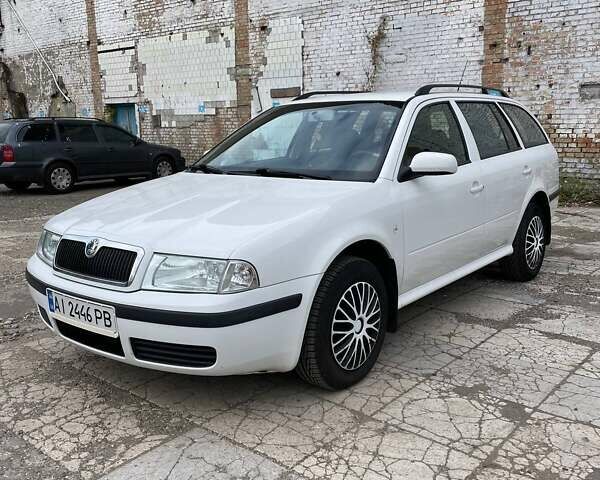 Белый Шкода Октавия, объемом двигателя 1.6 л и пробегом 250 тыс. км за 5700 $, фото 18 на Automoto.ua