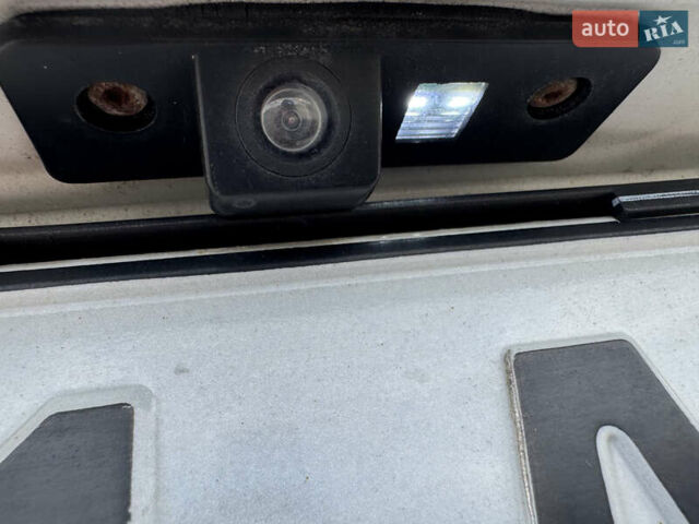 Шкода Октавія 2007 у Києві на Automoto.ua Білий Шкода Октавія, об'ємом двигуна 2 л та пробігом 305 тис. км за 7190 $, фото 28 на Automoto.ua