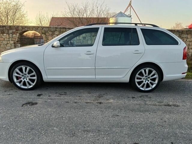 Білий Шкода Октавія, об'ємом двигуна 2 л та пробігом 284 тис. км за 2319 $, фото 3 на Automoto.ua