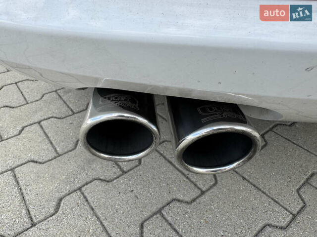 Шкода Октавія 2007 у Києві на Automoto.ua Білий Шкода Октавія, об'ємом двигуна 2 л та пробігом 305 тис. км за 7190 $, фото 11 на Automoto.ua