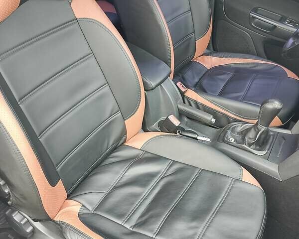 Белый Шкода Октавия, объемом двигателя 2 л и пробегом 250 тыс. км за 4450 $, фото 15 на Automoto.ua