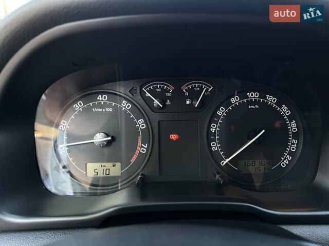 Белый Шкода Октавия, объемом двигателя 1.6 л и пробегом 168 тыс. км за 5999 $, фото 27 на Automoto.ua