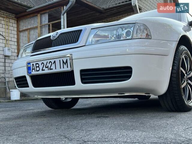 Белый Шкода Октавия, объемом двигателя 1.6 л и пробегом 168 тыс. км за 5999 $, фото 15 на Automoto.ua