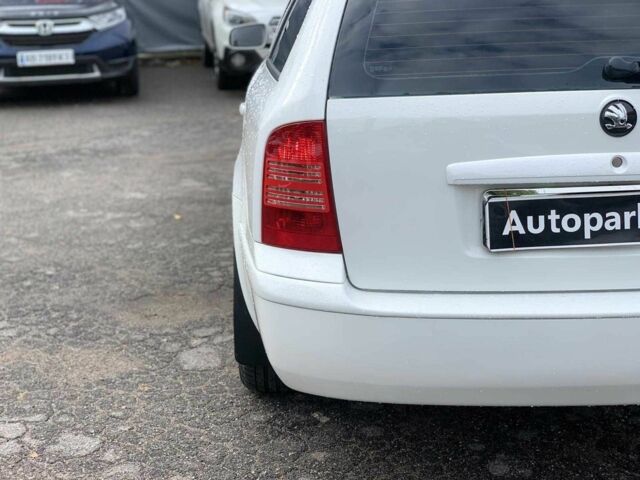 Белый Шкода Октавия, объемом двигателя 1.6 л и пробегом 168 тыс. км за 5940 $, фото 11 на Automoto.ua