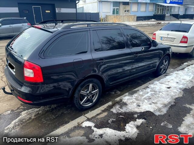 Белый Шкода Октавия, объемом двигателя 1.6 л и пробегом 260 тыс. км за 8600 $, фото 2 на Automoto.ua