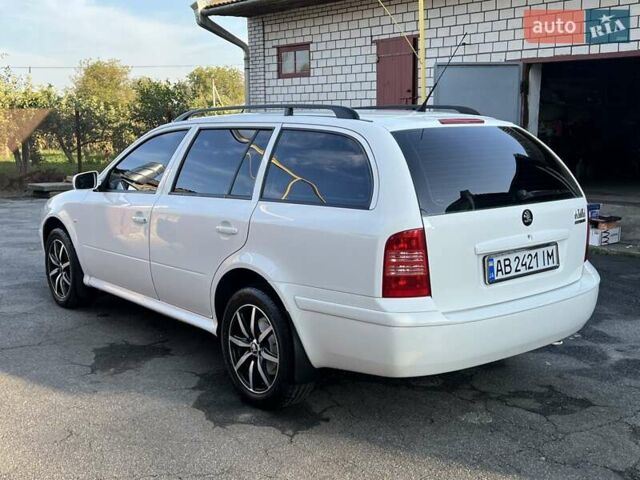 Белый Шкода Октавия, объемом двигателя 1.6 л и пробегом 168 тыс. км за 5999 $, фото 8 на Automoto.ua