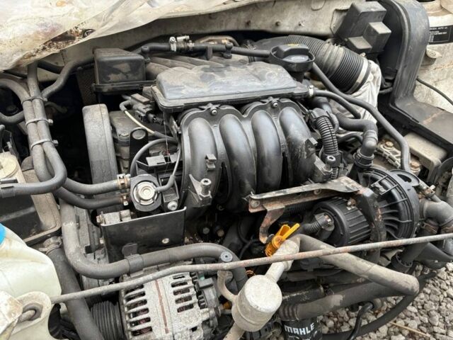 Белый Шкода Октавия, объемом двигателя 1.6 л и пробегом 245 тыс. км за 1200 $, фото 6 на Automoto.ua