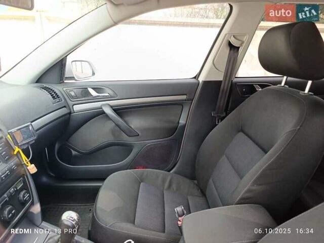 Белый Шкода Октавия, объемом двигателя 1.9 л и пробегом 294 тыс. км за 6200 $, фото 10 на Automoto.ua