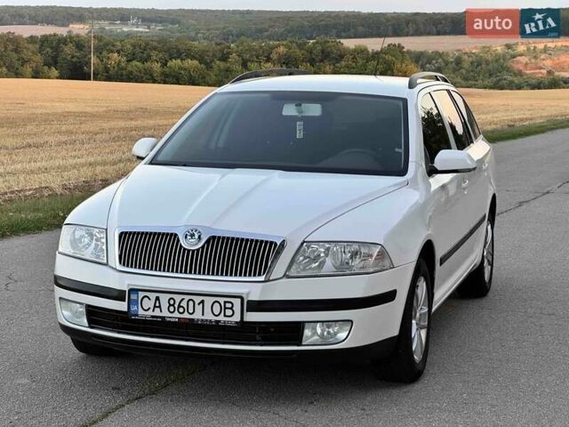 Білий Шкода Октавія, об'ємом двигуна 1.98 л та пробігом 257 тис. км за 6500 $, фото 9 на Automoto.ua