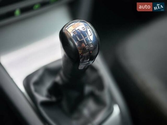 Белый Шкода Октавия, объемом двигателя 1.6 л и пробегом 268 тыс. км за 9500 $, фото 11 на Automoto.ua