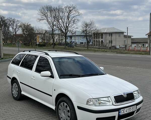 Белый Шкода Октавия, объемом двигателя 1.6 л и пробегом 168 тыс. км за 5100 $, фото 23 на Automoto.ua