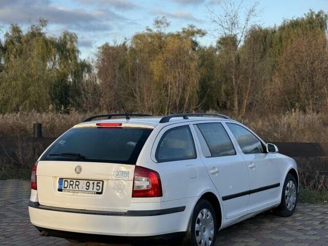 Шкода Октавия 2008 в Славянске на Automoto.ua Белый Шкода Октавия, объемом двигателя 1.9 л и пробегом 188 тыс. км за 2850 $, фото 3 на Automoto.ua