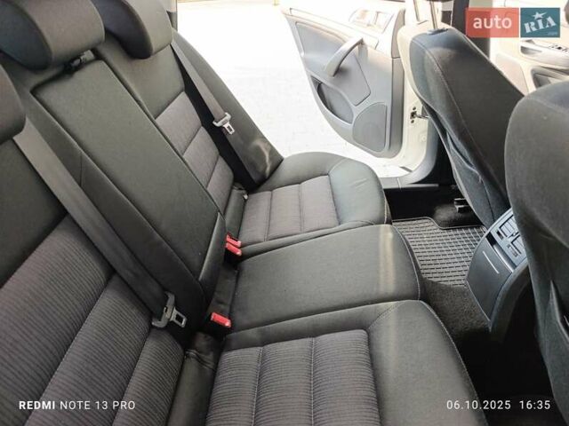 Белый Шкода Октавия, объемом двигателя 1.9 л и пробегом 294 тыс. км за 6200 $, фото 25 на Automoto.ua
