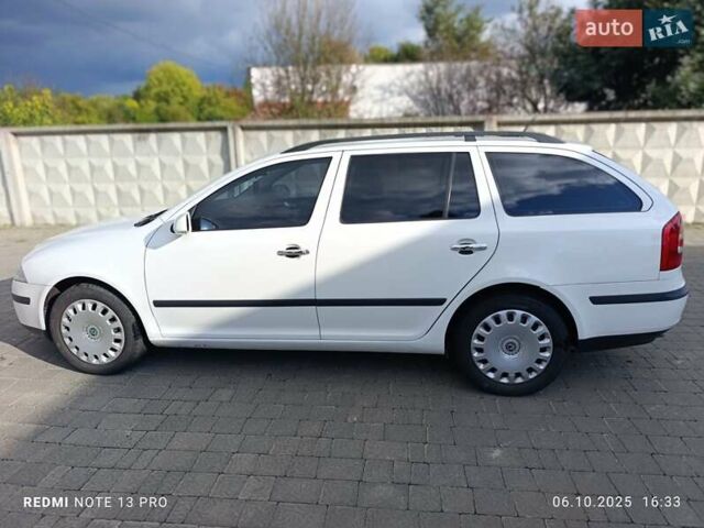 Белый Шкода Октавия, объемом двигателя 1.9 л и пробегом 294 тыс. км за 6200 $, фото 1 на Automoto.ua