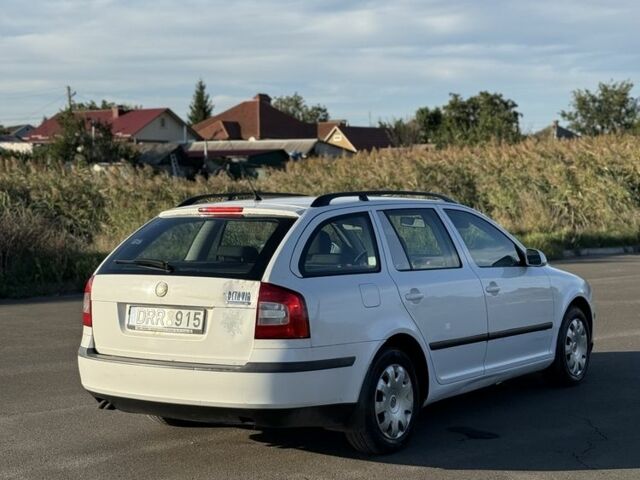 Шкода Октавия 2008 в Славянске на Automoto.ua Белый Шкода Октавия, объемом двигателя 1.9 л и пробегом 188 тыс. км за 2650 $, фото 3 на Automoto.ua