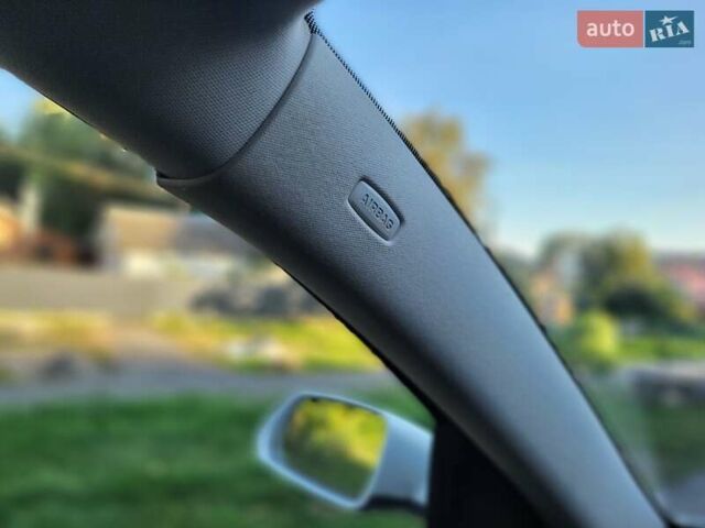 Білий Шкода Октавія, об'ємом двигуна 1.6 л та пробігом 214 тис. км за 5999 $, фото 87 на Automoto.ua