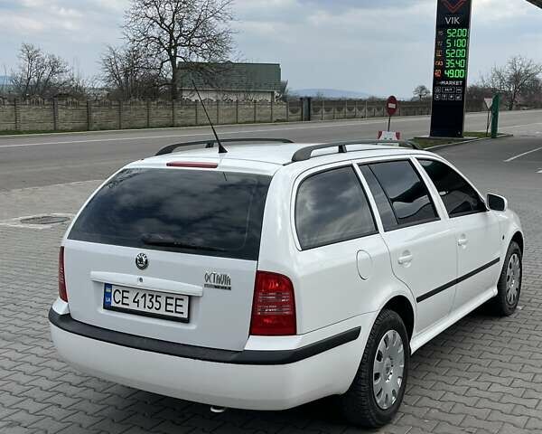 Белый Шкода Октавия, объемом двигателя 1.6 л и пробегом 168 тыс. км за 5100 $, фото 19 на Automoto.ua
