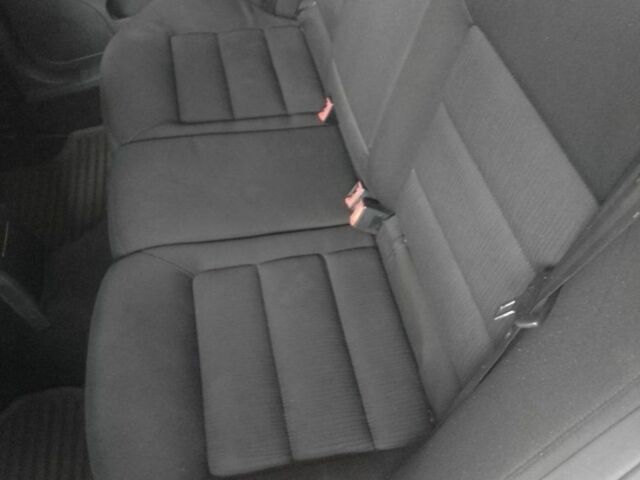 Белый Шкода Октавия, объемом двигателя 2 л и пробегом 250 тыс. км за 5700 $, фото 7 на Automoto.ua