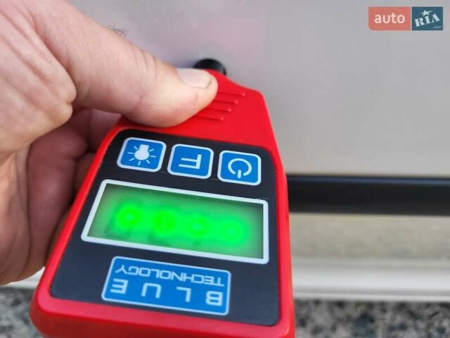 Білий Шкода Октавія, об'ємом двигуна 1.6 л та пробігом 214 тис. км за 5999 $, фото 104 на Automoto.ua