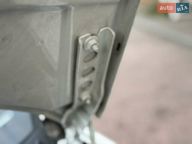 Білий Шкода Октавія, об'ємом двигуна 1.6 л та пробігом 245 тис. км за 6900 $, фото 80 на Automoto.ua