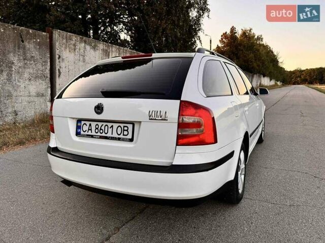 Білий Шкода Октавія, об'ємом двигуна 1.98 л та пробігом 257 тис. км за 6500 $, фото 2 на Automoto.ua