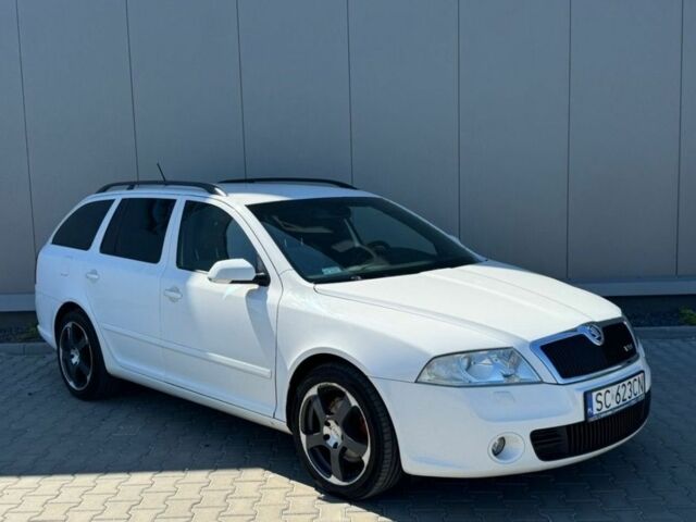 Белый Шкода Октавия, объемом двигателя 2 л и пробегом 240 тыс. км за 3000 $, фото 1 на Automoto.ua