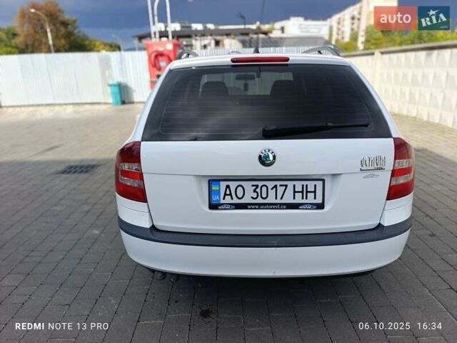 Белый Шкода Октавия, объемом двигателя 1.9 л и пробегом 294 тыс. км за 6200 $, фото 5 на Automoto.ua