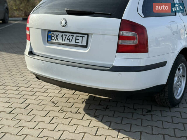 Белый Шкода Октавия, объемом двигателя 1.6 л и пробегом 310 тыс. км за 5350 $, фото 6 на Automoto.ua