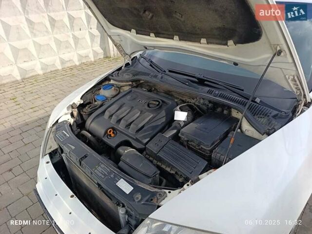 Белый Шкода Октавия, объемом двигателя 1.9 л и пробегом 294 тыс. км за 6200 $, фото 36 на Automoto.ua