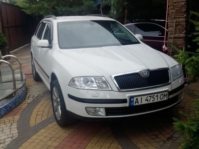 Белый Шкода Октавия, объемом двигателя 2 л и пробегом 250 тыс. км за 5700 $, фото 11 на Automoto.ua