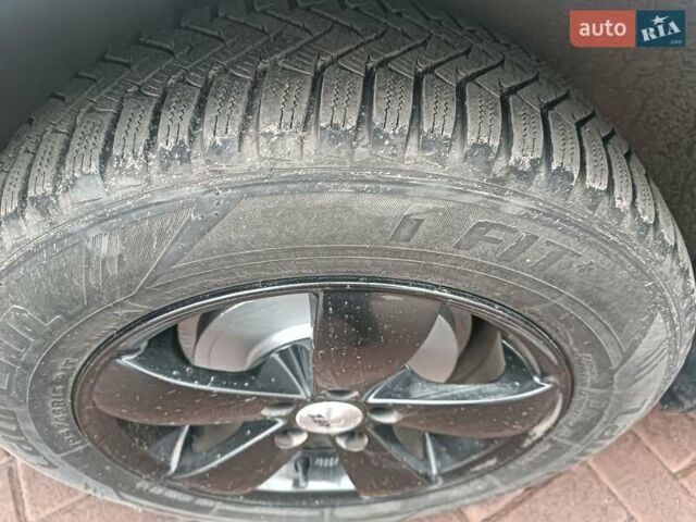 Белый Шкода Октавия, объемом двигателя 1.6 л и пробегом 274 тыс. км за 5300 $, фото 22 на Automoto.ua