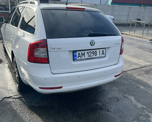 Шкода Октавія 2009 у Чернігові на Automoto.ua Білий Шкода Октавія, об'ємом двигуна 1.8 л та пробігом 222 тис. км за 7600 $, фото 4 на Automoto.ua