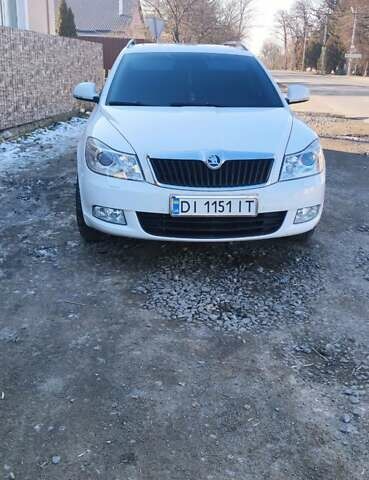 Белый Шкода Октавия, объемом двигателя 1.8 л и пробегом 179 тыс. км за 8299 $, фото 7 на Automoto.ua