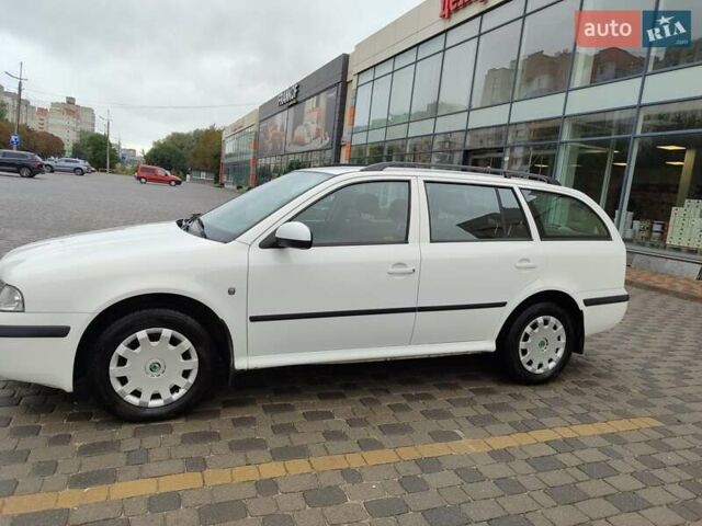 Білий Шкода Октавія, об'ємом двигуна 1.6 л та пробігом 217 тис. км за 5500 $, фото 7 на Automoto.ua