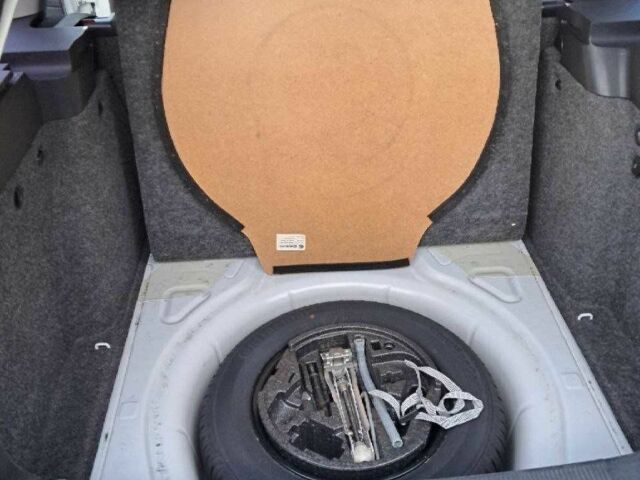 Белый Шкода Октавия, объемом двигателя 1.6 л и пробегом 149 тыс. км за 7900 $, фото 9 на Automoto.ua