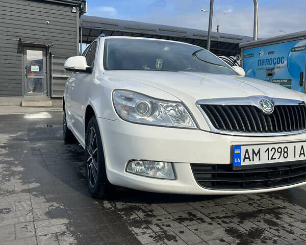 Шкода Октавія 2009 у Чернігові на Automoto.ua Білий Шкода Октавія, об'ємом двигуна 1.8 л та пробігом 222 тис. км за 7600 $, фото 2 на Automoto.ua